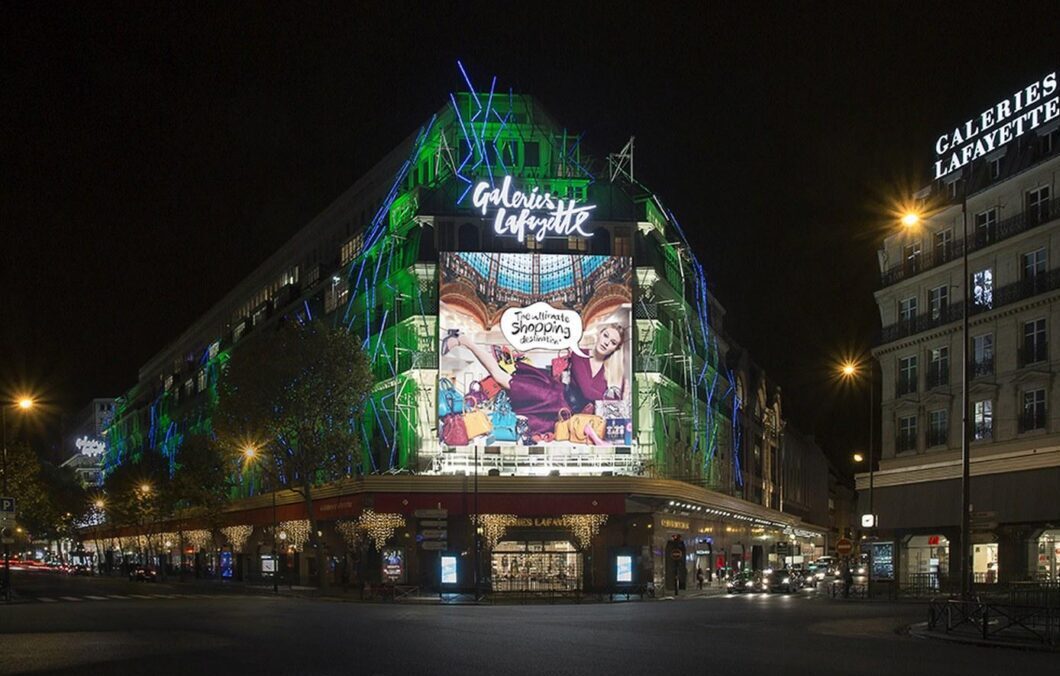 Paris-shopping-Paris-private-cab-e1673126752124